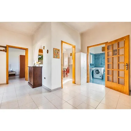Villa Holly *