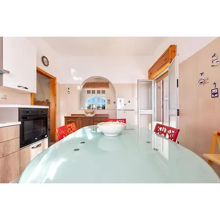 Villa Holly