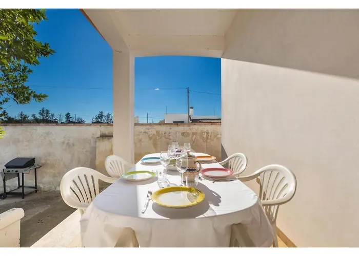 Villa Holly